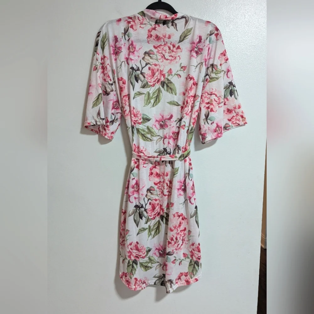 Show Me Your MuMu White And Pink Floral Print Waist Tie Robe One‎ Size